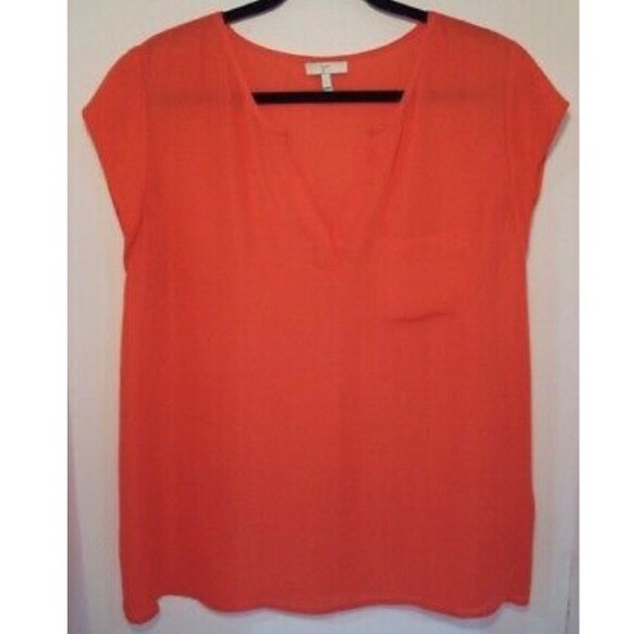 JOIE SILK SPLIT NECK SHORT SLEEVE POPOVER TOP EUC - Picture 2 of 3